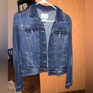 NWOT size small dark wash jean jacket
